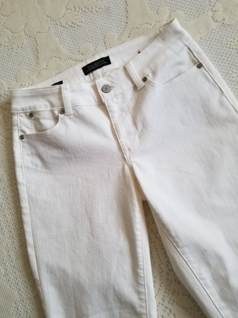 Talbots Flawless Five Pocket Boyfriend White Skinny Stretch Jeans 2